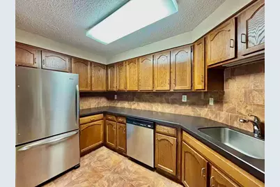 1040 Harmon Cove Tower #1040, Secaucus, NJ 07094 - Photo 9