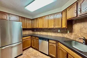 1040 Harmon Cove Tower, Secaucus, NJ 07094 - Photo 9