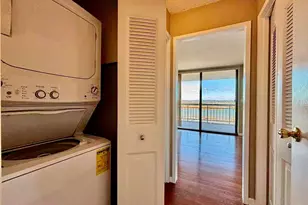 1040 Harmon Cove Tower, Secaucus, NJ 07094 - Photo 13