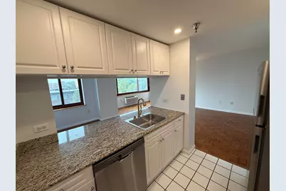 100 Old Palisade Rd #1612, Fort Lee, NJ 07024 - Photo 9