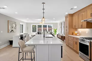 29 W 9th St, Bayonne, NJ 07002 - Photo 3