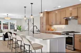 29 W 9th St, Bayonne, NJ 07002 - Photo 1