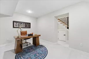 221 Columbia Ave, Jersey City, NJ 07307 - Photo 31