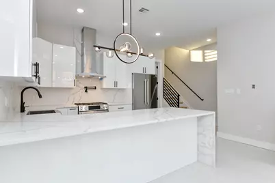 221 Columbia Ave #2, Jersey City, NJ 07307 - Photo 7