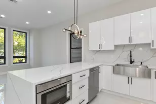 221 Columbia Ave, Jersey City, NJ 07307 - Photo 9