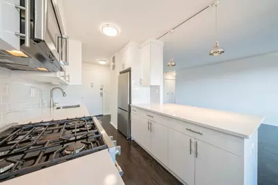 500 Central Ave #302, Union City, NJ 07087 - Photo 5