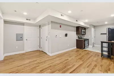 381 Communipaw Ave #201, Jersey City, NJ 07304 - Photo 9