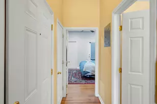 136 New York Ave, Jersey City, NJ 07307 - Photo 9