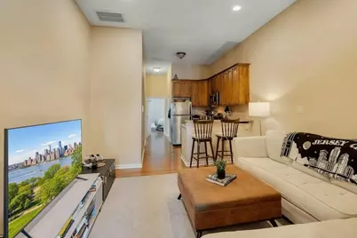 136 New York Ave #3R, Jersey City, NJ 07307 - Photo 1