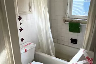 25 Bostwick Ave, Jersey City, NJ 07305 - Photo 15