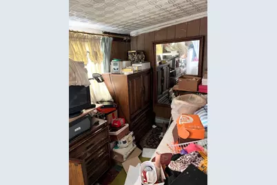 25 Bostwick Ave, Jersey City, NJ 07305 - Photo 9