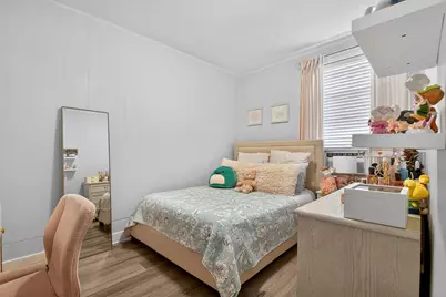 135 West 15th St, Bayonne, NJ 07002 - Photo 9