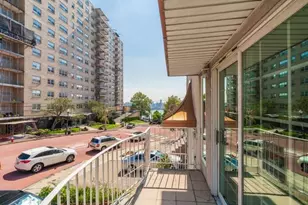 57 71st St, Guttenberg, NJ 07093 - Photo 3