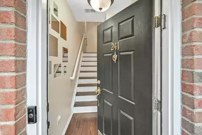 241 Brower Ct, West New York, NJ 07093 - Photo 3