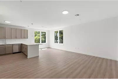 306 Bergen Ave #405, Jersey City, NJ 07305 - Photo 3