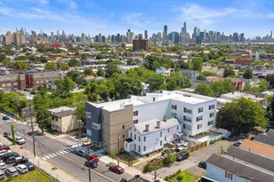 306 Bergen Ave, Jersey City, NJ 07305 - Photo 29