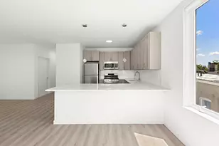 306 Bergen Ave, Jersey City, NJ 07305 - Photo 9