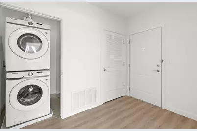 306 Bergen Ave #305, Jersey City, NJ 07305 - Photo 13