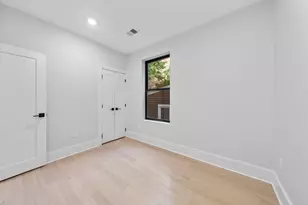 124 Glenwood Ave, Jersey City, NJ 07306 - Photo 19