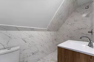 442 Ave E, Bayonne, NJ 07002 - Photo 27