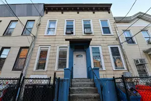 531 28th St, Union City, NJ 07087 - Photo 1