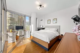 2 Shore Ln, Jersey City, NJ 07310 - Photo 9