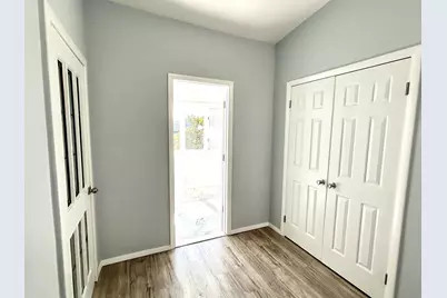 19 Oakdale Rd, Jersey City, NJ 07305 - Photo 13