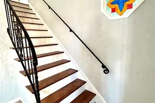 19 Oakdale Rd, Jersey City, NJ 07305 - Photo 11