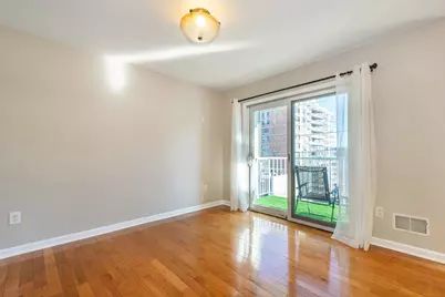 19 Legend Hills Legend Hills Dr #19, Edgewater, NJ 07020 - Photo 13