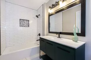 19 Legend Hills Legend Hills Dr, Edgewater, NJ 07020 - Photo 7