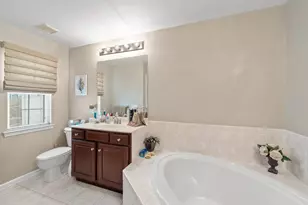 62 Boatworks Dr, Bayonne, NJ 07002 - Photo 15