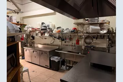 2300 Summit Ave, Union City, NJ 07087 - Photo 15