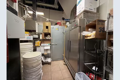 2300 Summit Ave, Union City, NJ 07087 - Photo 17