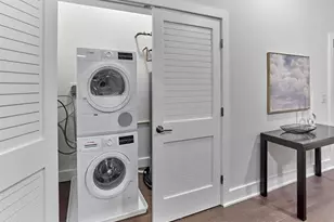 260 Ave E, Bayonne, NJ 07002 - Photo 11