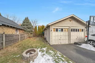 631 6th Ave, Lyndhurst Township, NJ 07071 - Photo 27