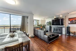 2110 Harmon Cove Tower, Secaucus, NJ 07094 - Photo 3