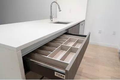 160 1st St #410, Jersey City, NJ 07302 - Photo 11