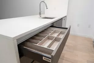 160 1st St, Jersey City, NJ 07302 - Photo 11