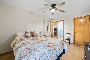 185 W 3rd St, Bayonne, NJ 07002 - Photo 11