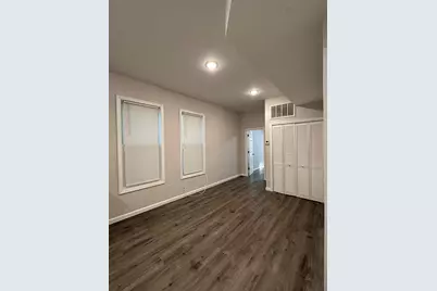 38 Clendenny Ave #1R, Jersey City, NJ 07304 - Photo 3