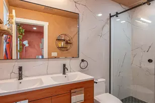 201 New York Ave, Jersey City, NJ 07307 - Photo 7