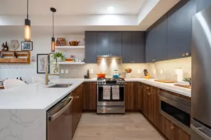 201 New York Ave, Jersey City, NJ 07307 - Photo 3