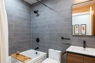 201 New York Ave, Jersey City, NJ 07307 - Photo 9