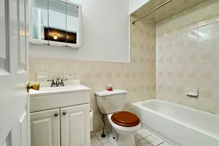 30 Elm Ct, Bayonne, NJ 07002 - Photo 13