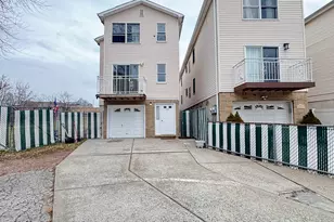 30 Elm Ct, Bayonne, NJ 07002 - Photo 1