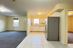 30 Elm Ct, Bayonne, NJ 07002 - Photo 7