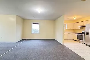 30 Elm Ct, Bayonne, NJ 07002 - Photo 3