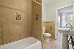 121 5 Kearney Ave, Jersey City, NJ 07305 - Photo 17