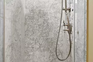 208 Shearwater Ct W, Jersey City, NJ 07305 - Photo 19