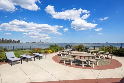 208 Shearwater Ct West #15, Jersey City, NJ 07305 - Photo 33